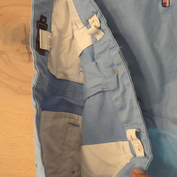 Vineyard vines chino shorts size 16 - Picture 3 of 7